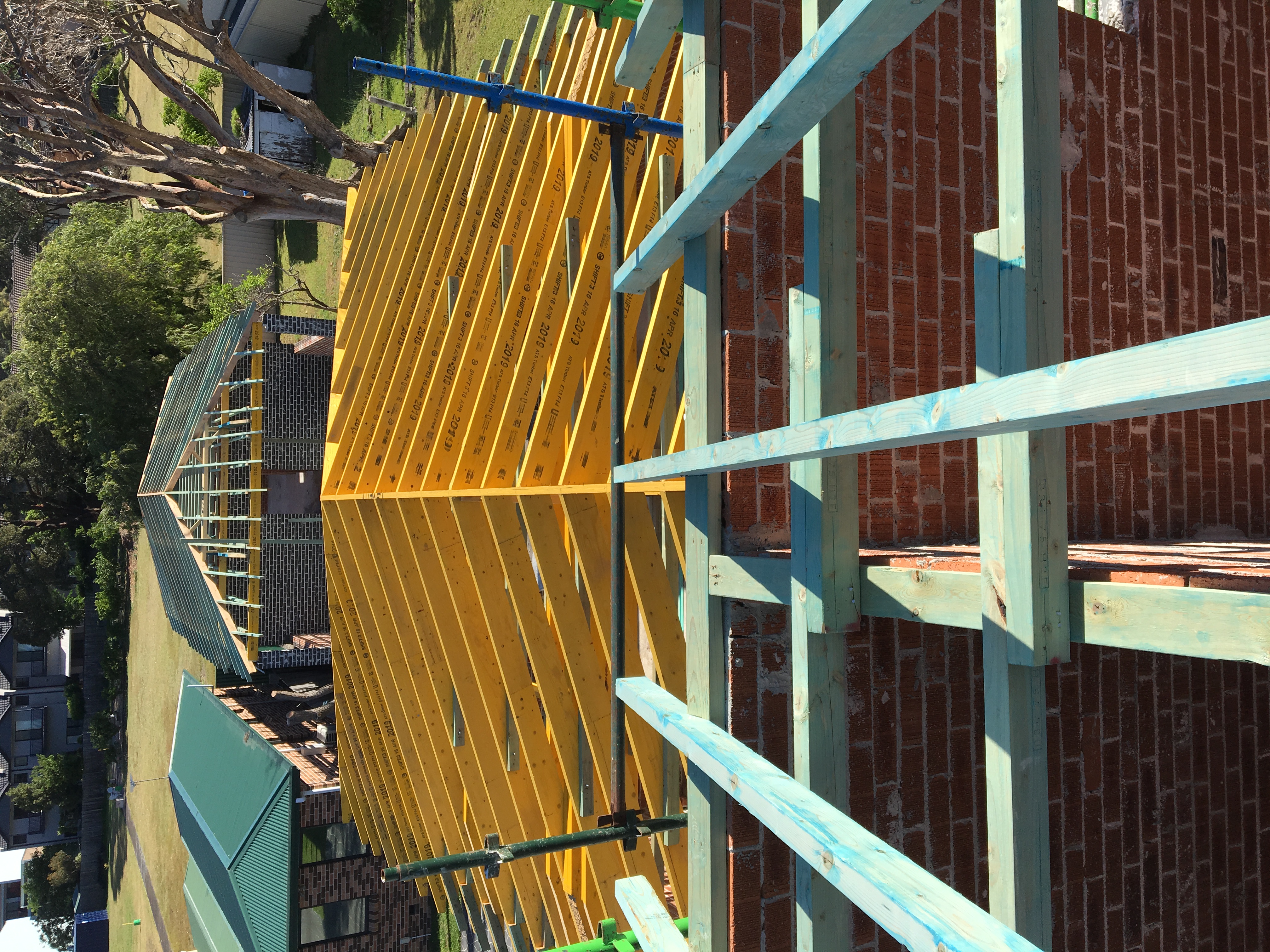 Timber roof framing